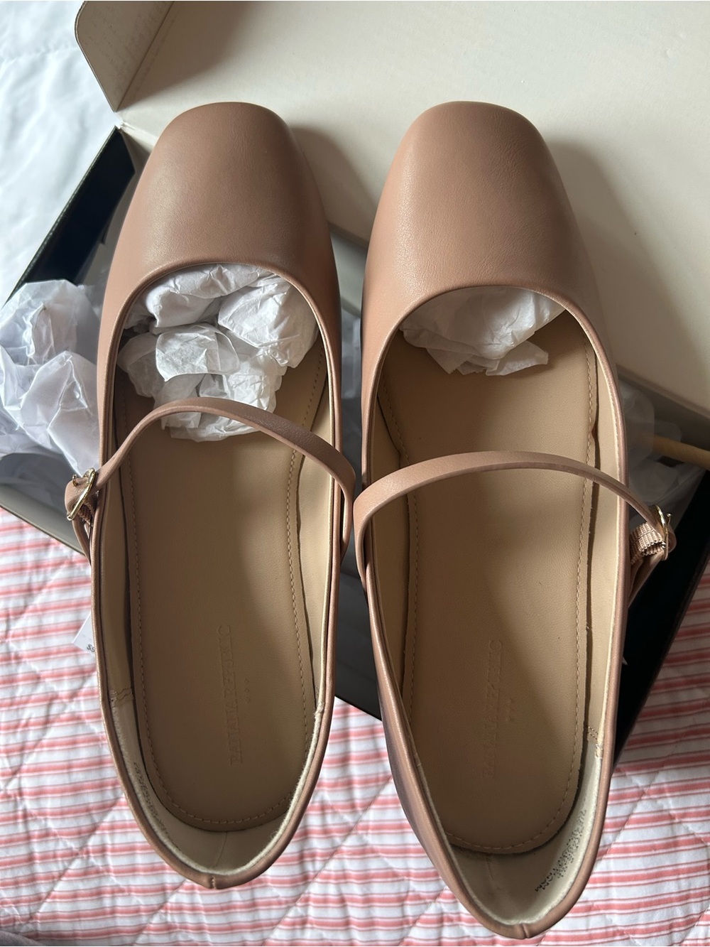 NWT Banana Republic Vegan Leather Maryjane Ballet Flat In Afternoon Latte, Sz 8